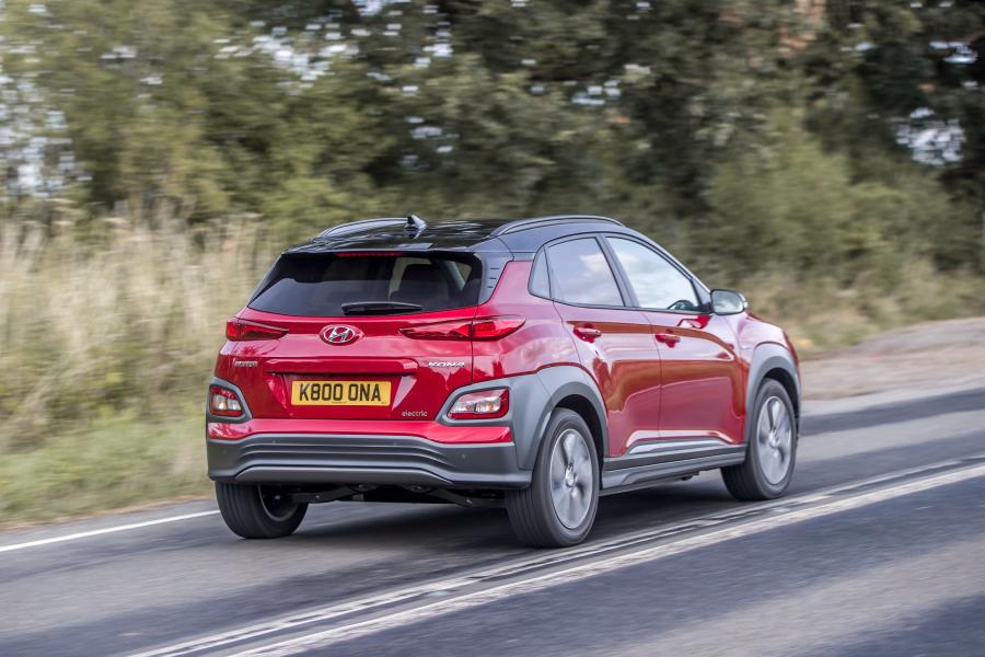  Hyundai Kona Electric (OS) 2018 года  (UK) (фото 27 из 40)